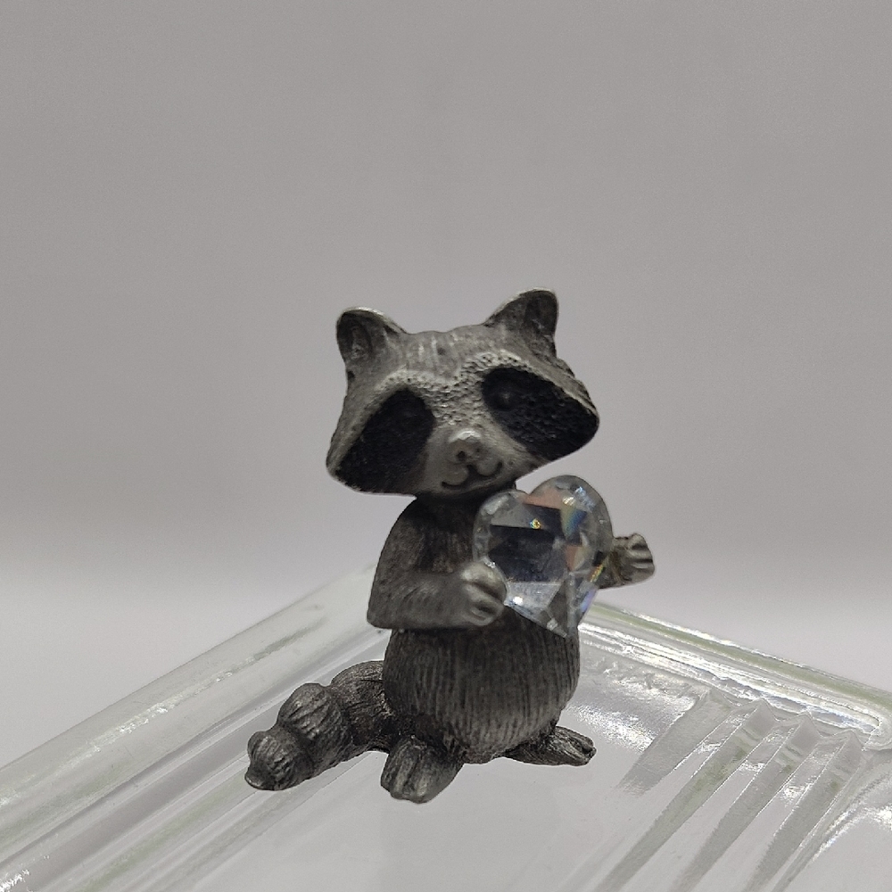 1983 Vintage Miniature SPOONTIQUES Pewter Raccoon Figurine with Rhinestone 1.5"